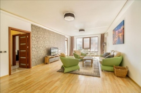 Isaran 2B Coresi Apartment Brasov, Braşov